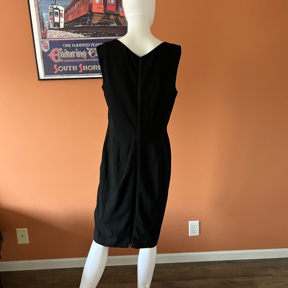 CLASSIQUES ENTIER black and gold sleeveless cocktail dress - Picture 7 of 9